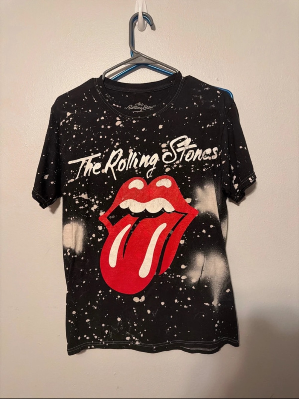 The Rolling Stones Black Graphic Tee with Red Tongue Logo Women
